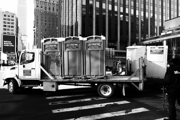 Best Portable toilet rental for construction  in Brownlee Park, MI
